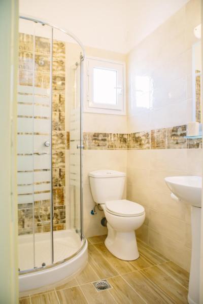 Kelly Apartments Ипсос Екстериор снимка